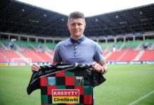 Duży transfer na zapleczu ekstraklasy. Piotr Ćwielong zawodnikiem GKS-Tychy Piotr Ćwielong zasilił GKS Tychy