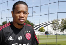Urby Emanuelson wraca do ojczyzny