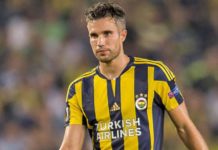 Liga Europy – Sensacja! Turecki gigant zatrzymany przez mistrzów Macedonii Robin Van Persie