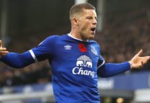 Przyszłość Rossa Barkleya: Co dalej z pomocnikiem Evertonu?