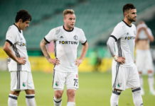 Piłkarze Legii zostali pobici przez własnych kibiców piłkarze legii zostali pobici