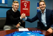 Nieoczekiwany zwrot akcji, Kamil Jóźwiak podpisał nową umowę z Lechem kamil-jóźwiak