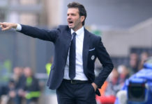 Kibice Sparty Praga wysyłają Stramaccioniego do Włoch Andrea Stramaccioni