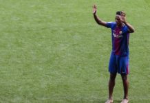 Yerry Mina najlepszym obrońcą na mundialu od 1966 roku Yerry Mina boso