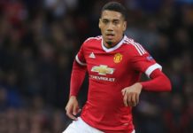 Chris Smalling po sezonie przeniesie się do Evertonu? Chris Smalling