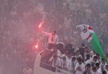 Piłkarze Legii ukarani za odpalanie rac podczas fety